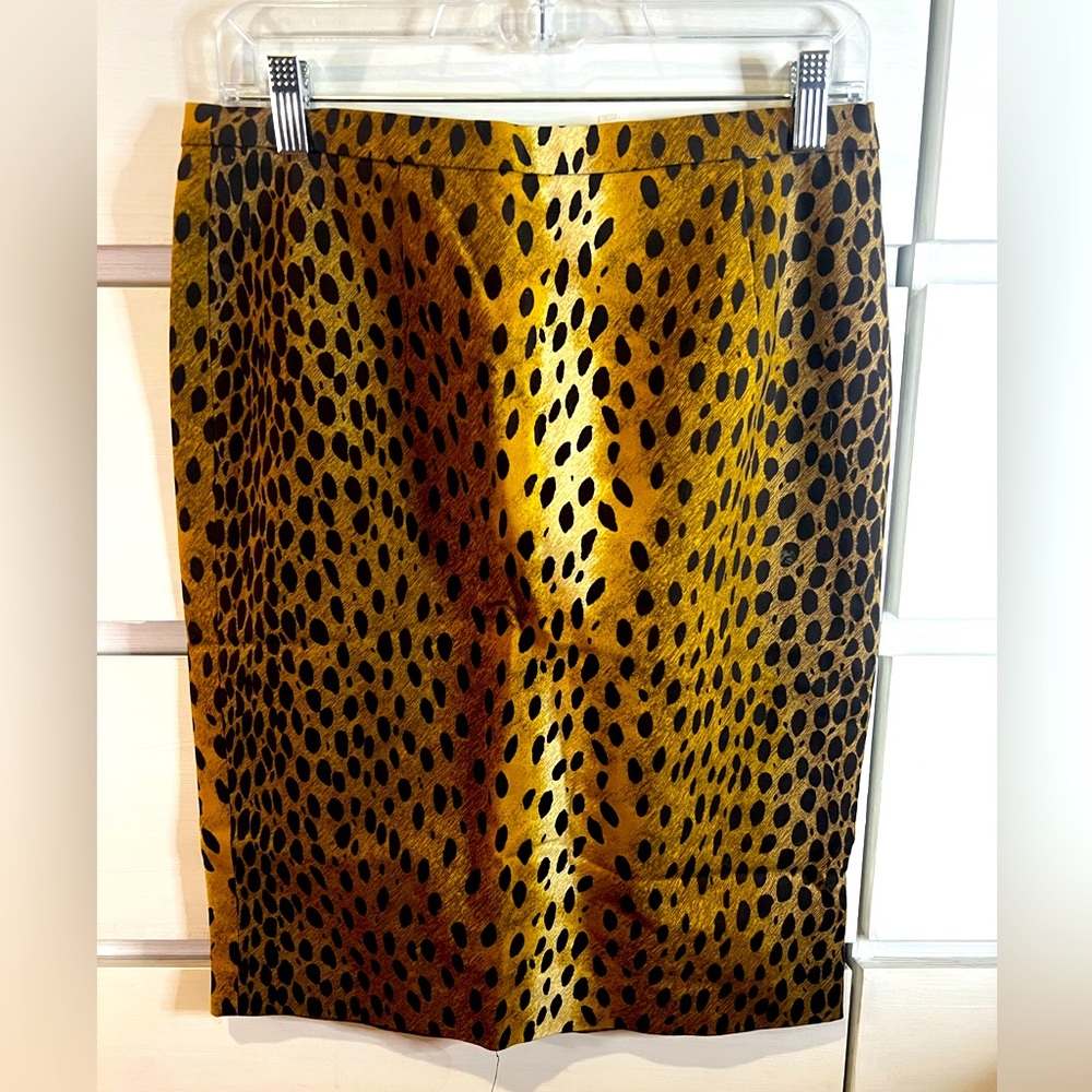NWT Micheal Kors Dark Camel Leopard Pencil Skirt Sz. 6